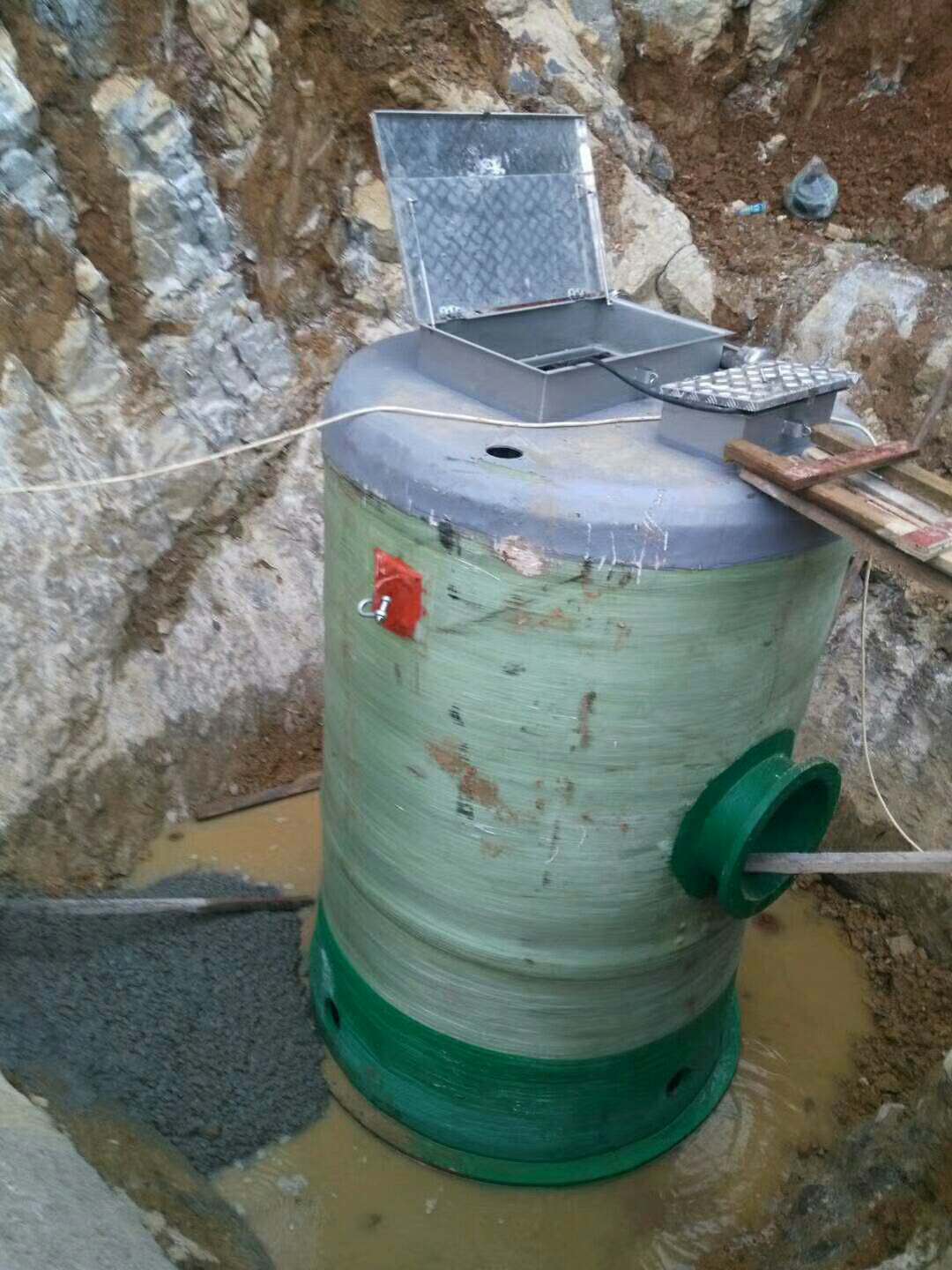 �]��һ�w��������վ���a(ch��n)�S��